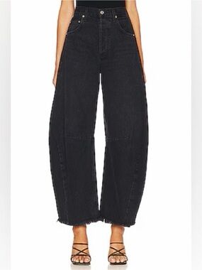 Citizens Of Humanity Horseshoe Barrel Leg Jeans in Black
